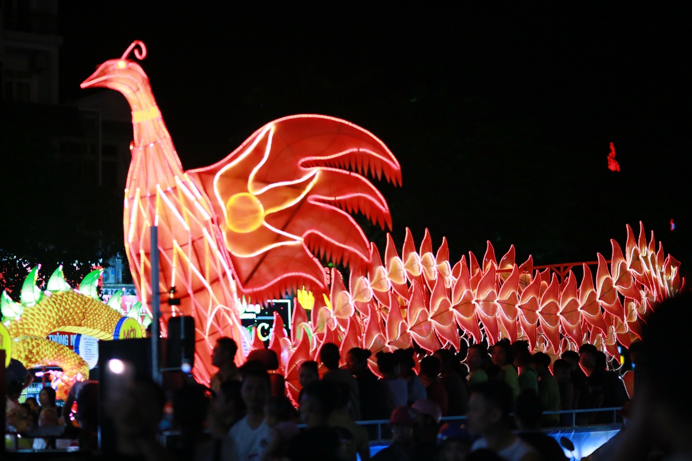 trung-thu-tuyen-quang-co-gi-dac-sac